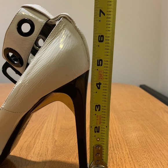 Davis by Ruthie Davis - Picture 6 of 7